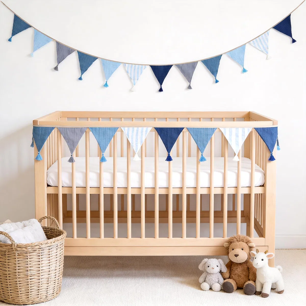 G2PLUS 2.6m Guirnalda de Banderines Infantiles:Guirnaldas de Tela Azul y Gris con Borlas,diseño Rayas Verticales para Decoraciones de guarderías y Bricolaje,Baby Showers,cumpleaños,bautizos